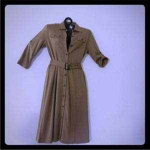 Lauren Ralph Modern Maasai Khaki Belted Size M